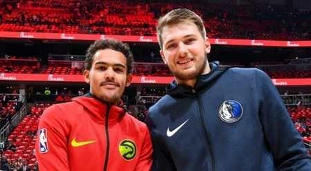 电竞跨界合作周边产品上市