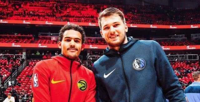 晚对亚当斯 晚对亚当斯